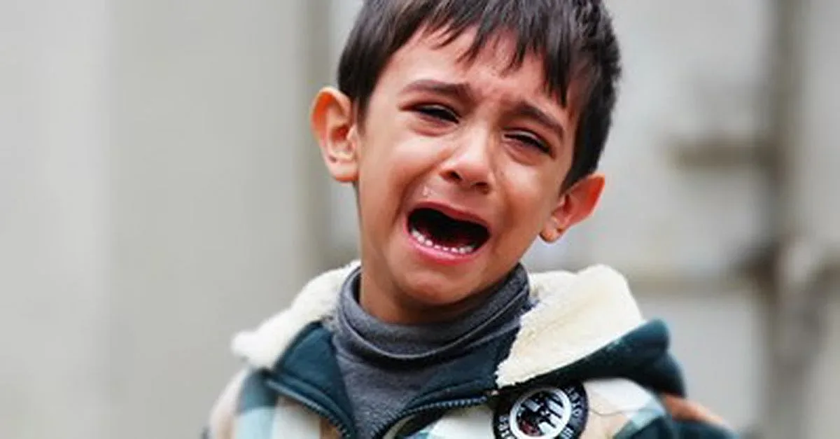 Спипаха адвокат педофил