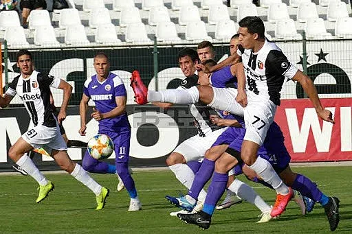 Локомотив Пд победи Етър, доближи върха