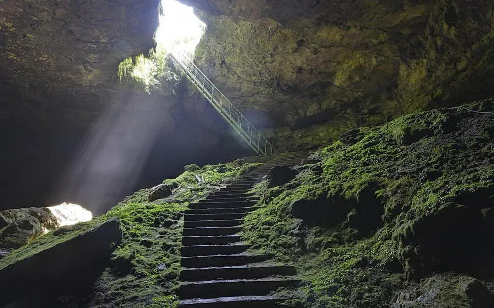 Спират достъпа до една от най-екстремните пещери у нас