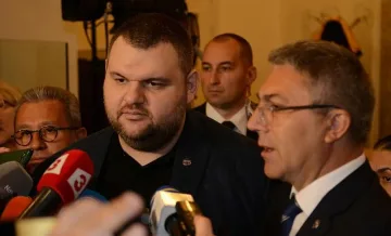 С поправки на Пеевски: Бебешките храни с 9% ДДС