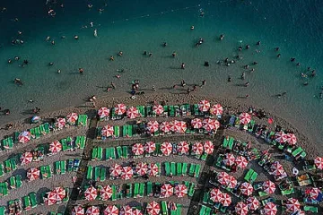 Без наргиле и кърпа на пясъка в Турция