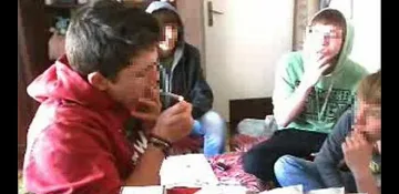 Децата ни първи по тютюнопушене
