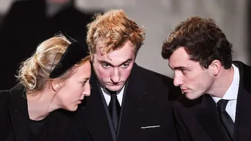 Белгийски принц с COVID-19 след купон в Кордоба