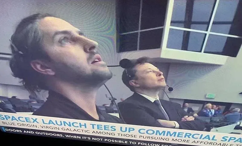 Двама българи са сред героите в екипа на SpaceX