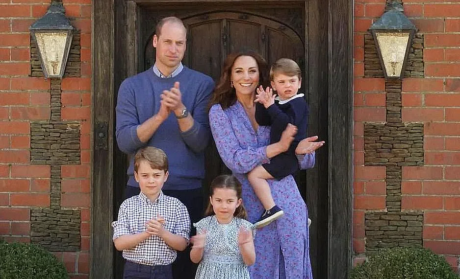 Защо синьото е най-добро за облеклото в пандемията