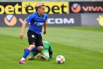 Черно море с лесен успех