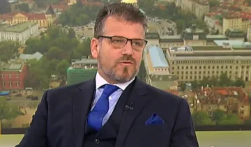 Как катаджии влизат в ролята на миризливи памперси