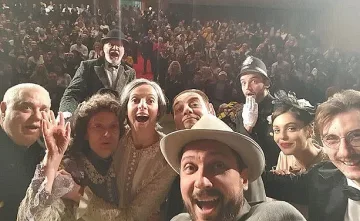 Военният театър посреща феновете с "Черна комедия"