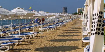 По колко ще вървят чадърите и шезлонгите това лято