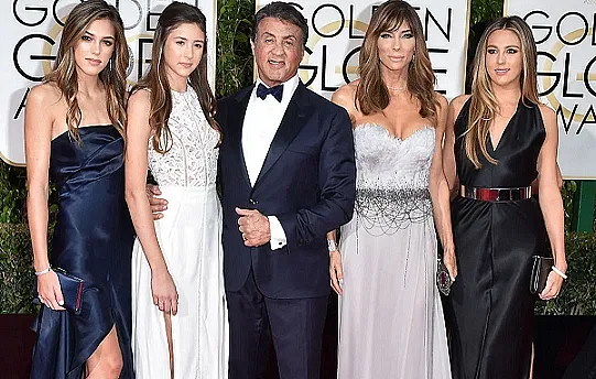 Рамбо продава разкошна вила на загуба