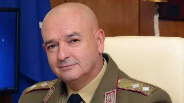 Ген. Мутафчийски с поздрав за 24 май във Фейсбук