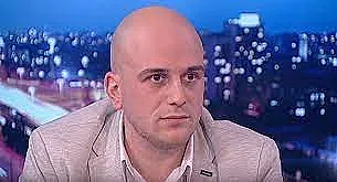 Социолог даде рамо на президента: Завръща се битката Радев - Борисов