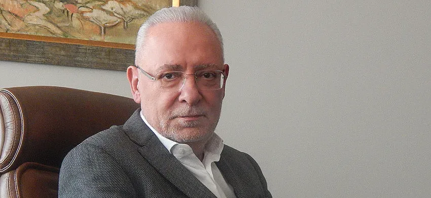САМО В СТАНДАРТ:От дъ­но­то има един път-на­го­ре
