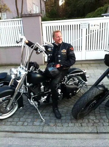 Германски принц се разби с мотоциклет