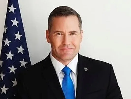 Ключов човек на Тръмп подаде оставка