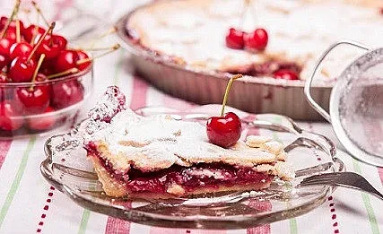 Черешов сладкиш по френски