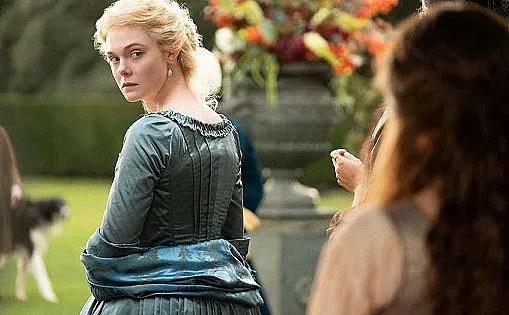 Ел Фанинг е руска императрица в нов сериал