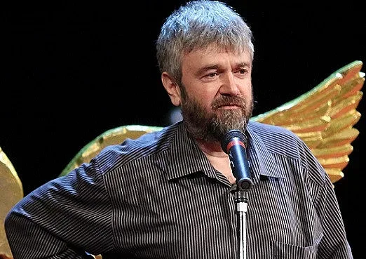 Връща ли се Теди Москов в Народния театър?