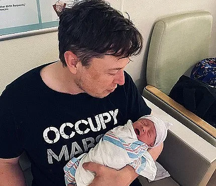 Илон Мъск промени името на бебето