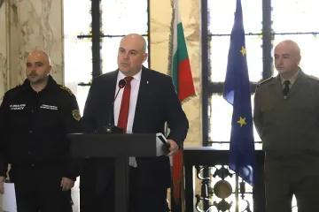 Прокурорите защитиха Гешев от клевети на Панов