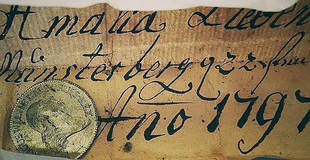 Откриха най-старата капсула на времето в Европа