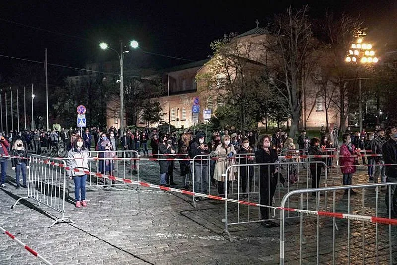 Вирусолог: Има ли отпускане, ще се изпозаразим