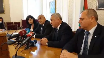 Казаха кои получават безплатни ваучери за туризъм