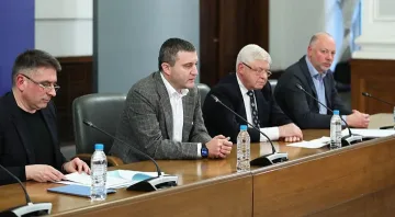 Извънредното положение пада, мерките остават