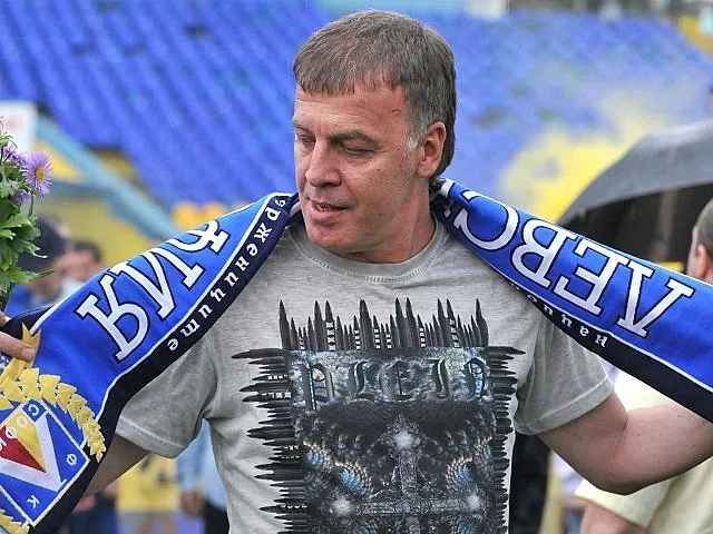 Фенклубове от Кюстендил и Разград подкрепиха Сираков