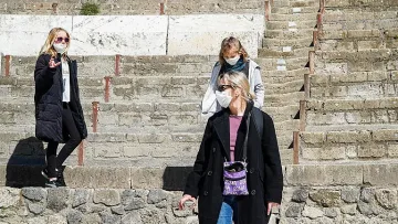 Къде в Европа падат мерки от днес