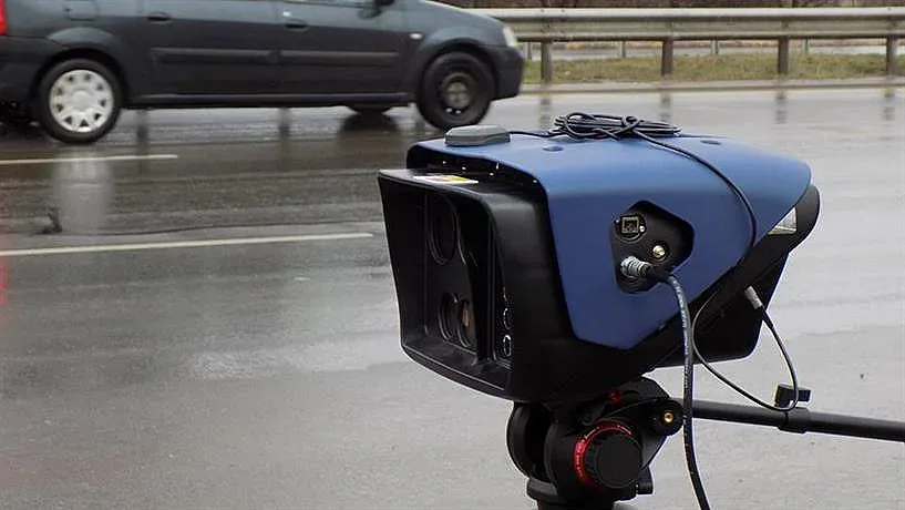 Няма спирка: Джигит с ауди лети със 140 км в града