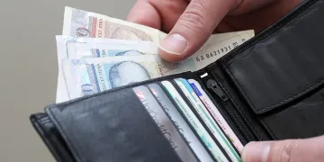 Всеки втори със спад на доходите