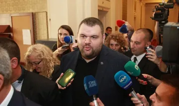 БЧК: Ще храним много хора с дарението от Пеевски