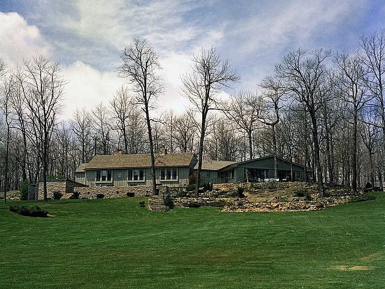 Тръмп отиде в „грубото селско място“