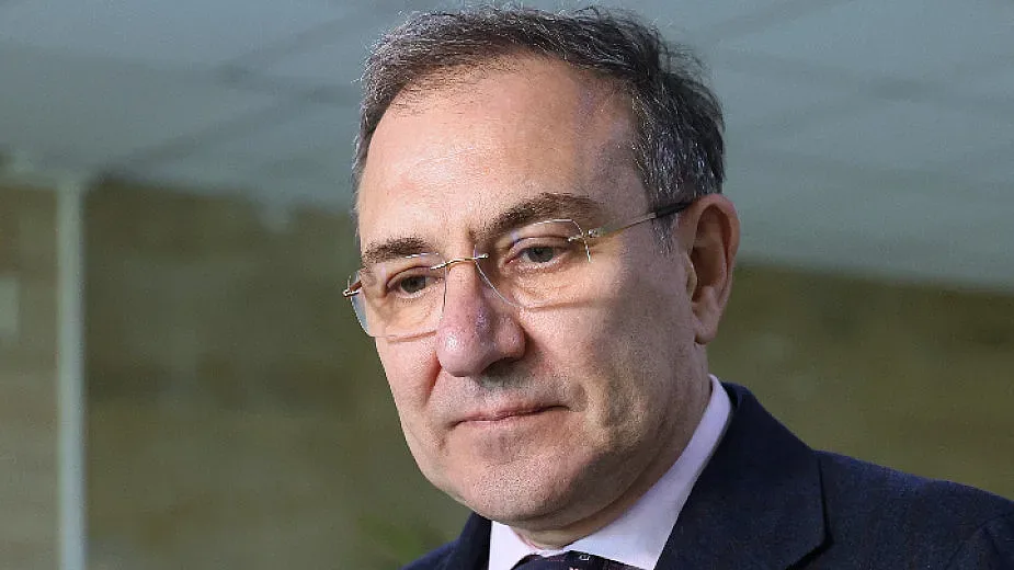 Увеличава ли се възрастта за пенсиониране. Министър Гуцанов с решение