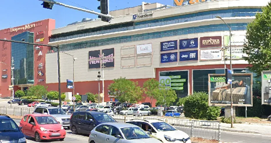 Бедствие в култов български МОЛ!