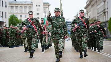 За Гергьовден: Показват успехите на армията