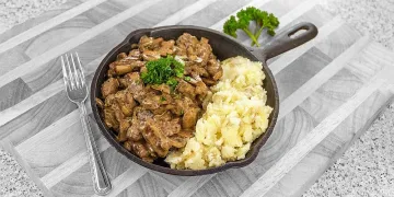 Как да си приготвим класически Бьоф Строганов