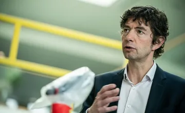 Германски вирусолог ни хвърля в нов ужас