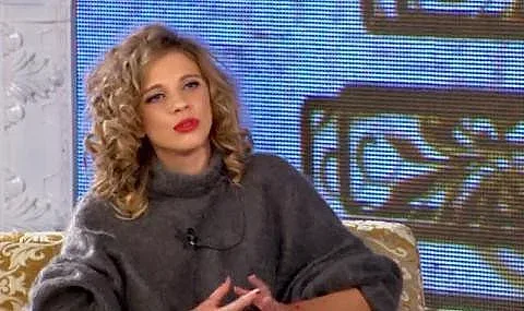 Задържаха певицата ЛиЛана