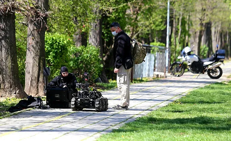 Съмнителен багаж затвори част от Графа