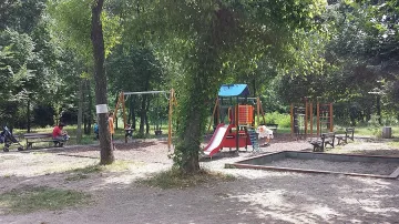Фандъкова: Да отворим парковете за децата