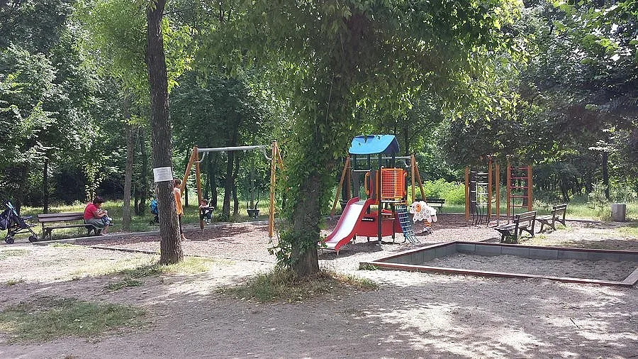 Фандъкова: Да отворим парковете за децата