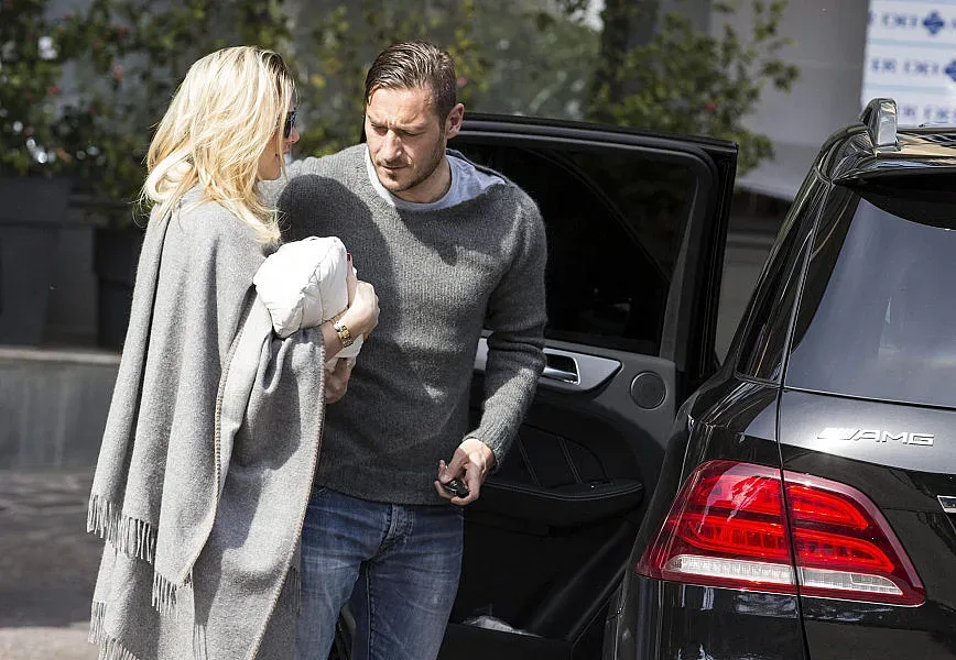 Котка скарва Франческо Тоти и жена му