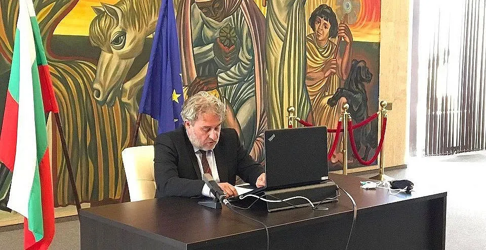 Банов готов да рестартира културния живот