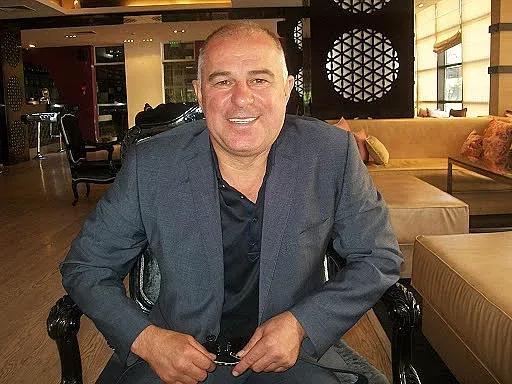 Кметът на Симитли под карантина