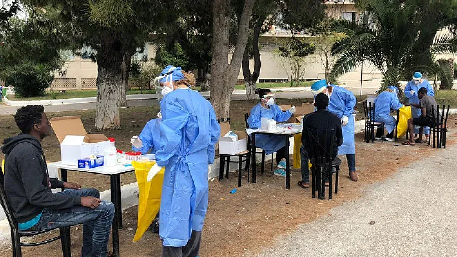 Българка заразена с вируса в мигрантси хотел