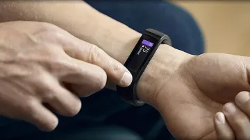 Дойдоха смарт гривни за хора под карантина