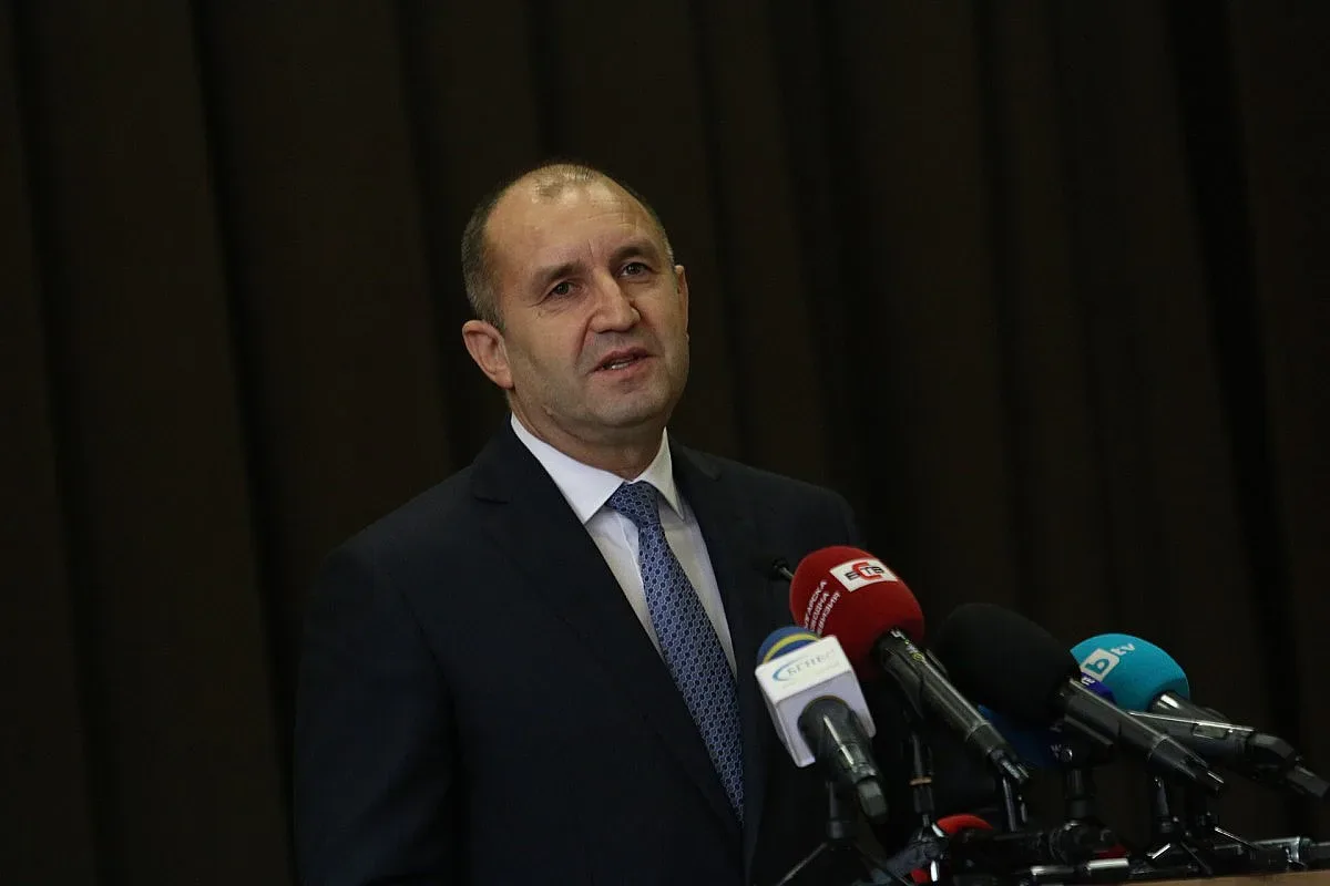 Президентът се включи в поздравите за Великден