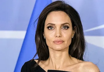 Защо Джоли и Шер са против Деня на благодарността